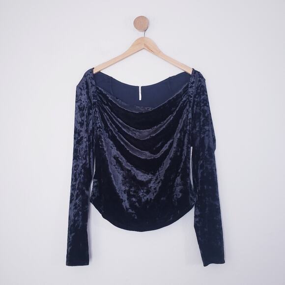NEW Free People Date Velvet Blouse Long Sleeve Cowl Neck Black L - Picture 2 of 11